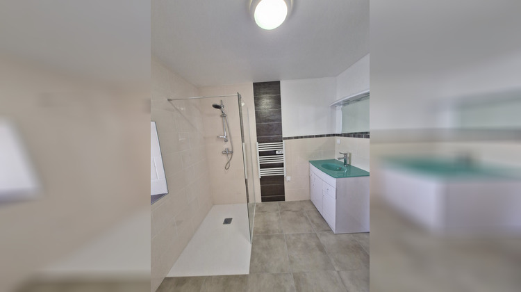 Ma-Cabane - Location Appartement Jarcieu, 54 m²
