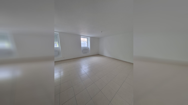 Ma-Cabane - Location Appartement Jarcieu, 65 m²