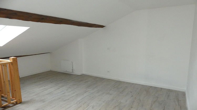 Ma-Cabane - Location Appartement JARGEAU, 0 m²