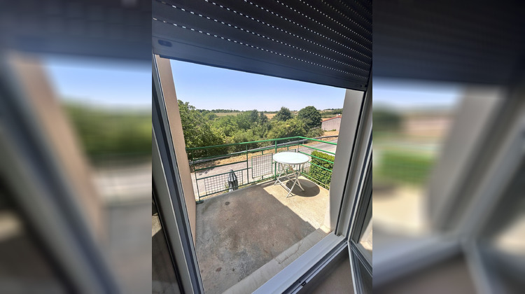 Ma-Cabane - Location Appartement JAUNAY-CLAN, 42 m²