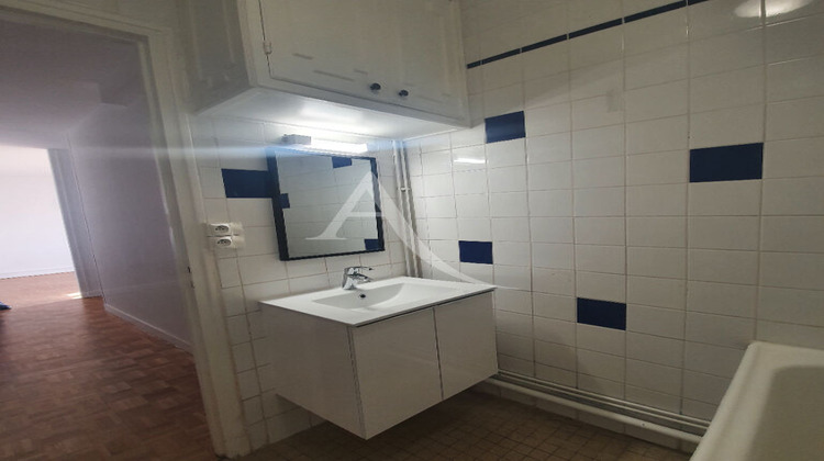 Ma-Cabane - Location Appartement JOINVILLE-LE-PONT, 59 m²