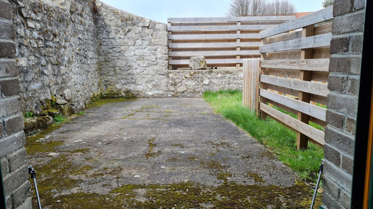 Ma-Cabane - Location Appartement JONZIEUX, 43 m²