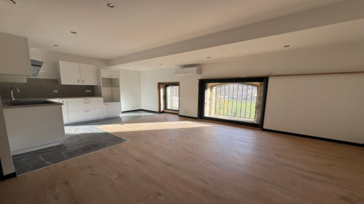 Ma-Cabane - Location Appartement Jouques, 51 m²