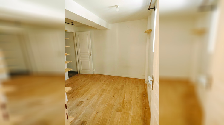 Ma-Cabane - Location Appartement JOUQUES, 45 m²