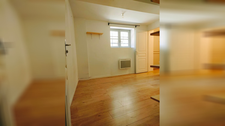 Ma-Cabane - Location Appartement JOUQUES, 45 m²