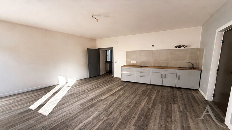 Ma-Cabane - Location Appartement JOUY-AUX-ARCHES, 35 m²