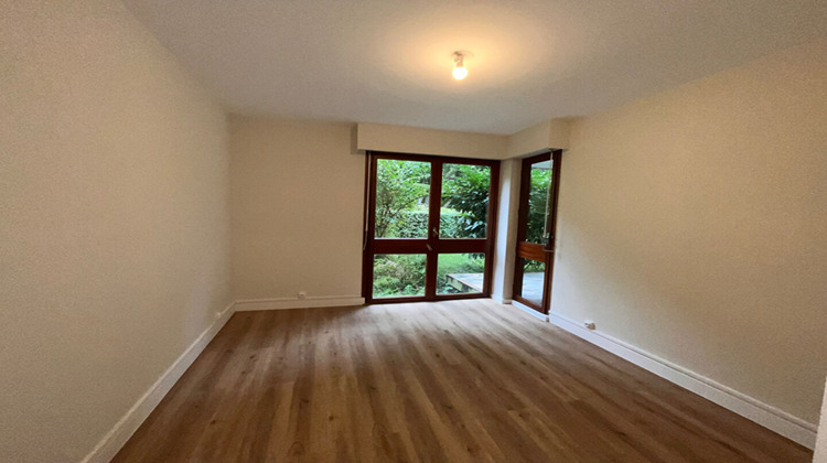 Ma-Cabane - Location Appartement JOUY-EN-JOSAS, 57 m²