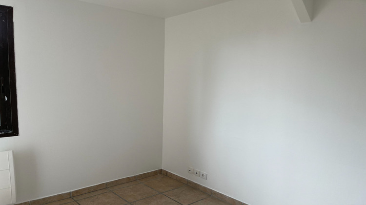 Ma-Cabane - Location Appartement JOUY-LE-MOUTIER, 32 m²