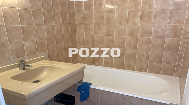 Ma-Cabane - Location Appartement JULLOUVILLE, 20 m²