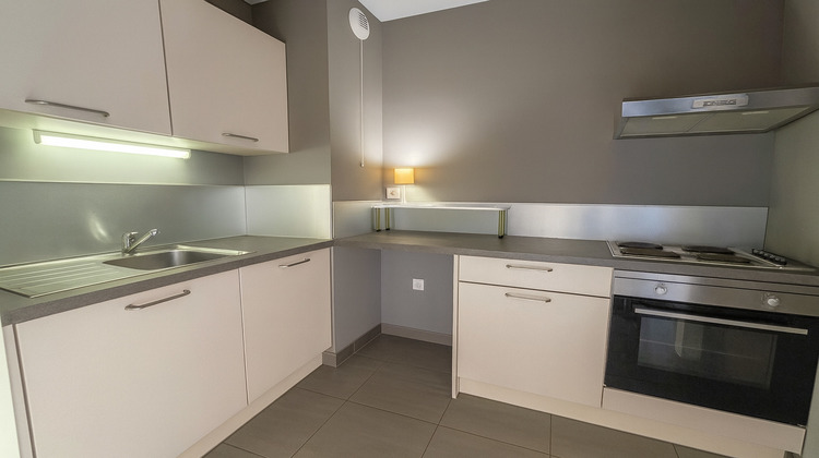 Ma-Cabane - Location Appartement JUVIGNAC, 56 m²