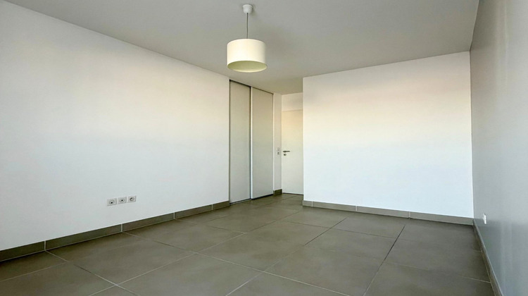 Ma-Cabane - Location Appartement JUVIGNAC, 57 m²