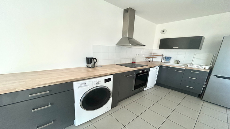 Ma-Cabane - Location Appartement JUVIGNAC, 59 m²