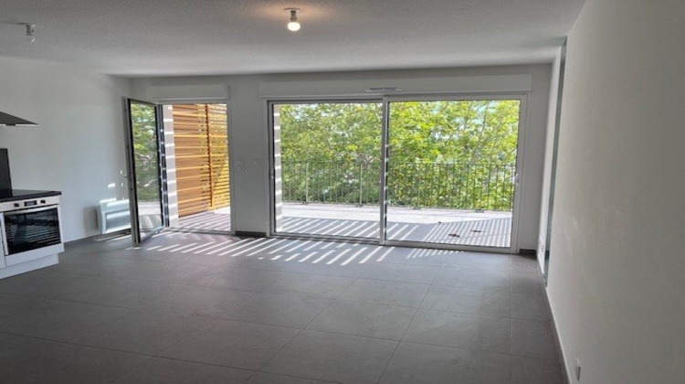 Ma-Cabane - Location Appartement JUVIGNAC, 83 m²