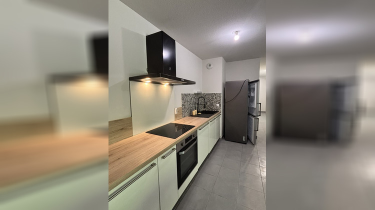 Ma-Cabane - Location Appartement JUVIGNAC, 64 m²
