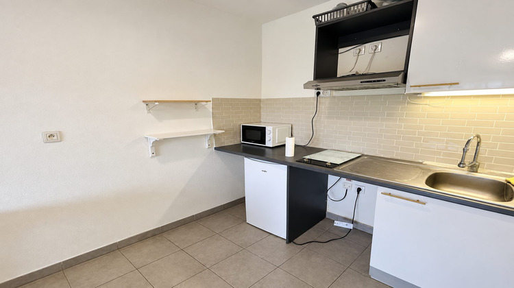 Ma-Cabane - Location Appartement Juvignac, 37 m²