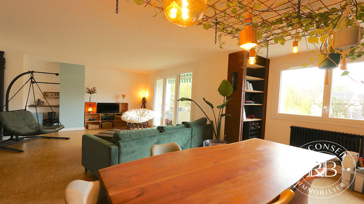 Ma-Cabane - Location Appartement L'HAY-LES-ROSES, 68 m²