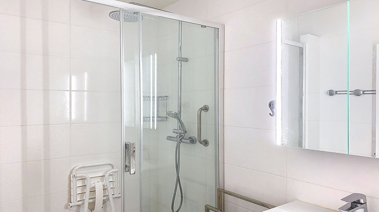 Ma-Cabane - Location Appartement L'HAY-LES-ROSES, 50 m²