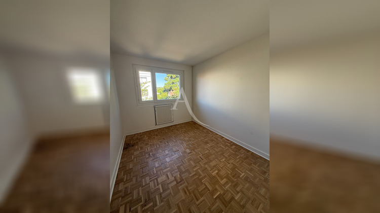 Ma-Cabane - Location Appartement L'HAY-LES-ROSES, 58 m²