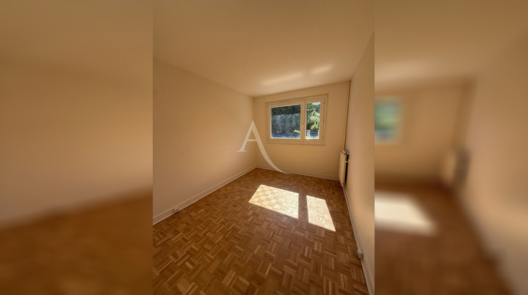 Ma-Cabane - Location Appartement L'HAY-LES-ROSES, 58 m²