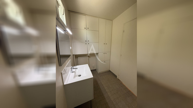 Ma-Cabane - Location Appartement L'HAY-LES-ROSES, 58 m²