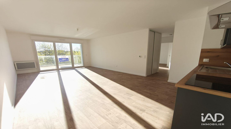 Ma-Cabane - Location Appartement L'Huisserie, 64 m²