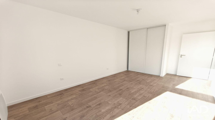 Ma-Cabane - Location Appartement L'Huisserie, 64 m²