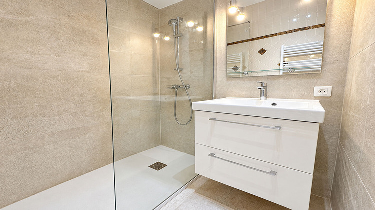 Ma-Cabane - Location Appartement L'ILE-ROUSSE, 75 m²