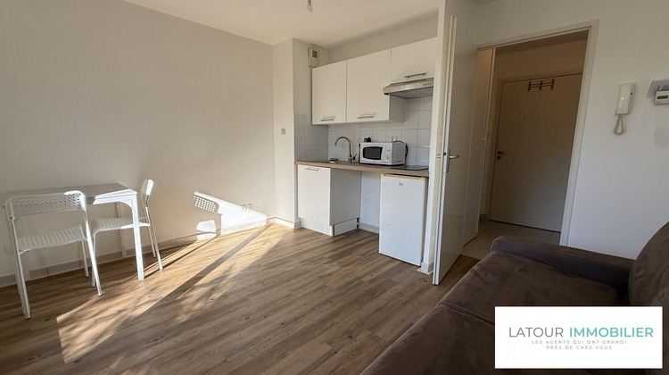 Ma-Cabane - Location Appartement L'Isle-d'Abeau, 20 m²