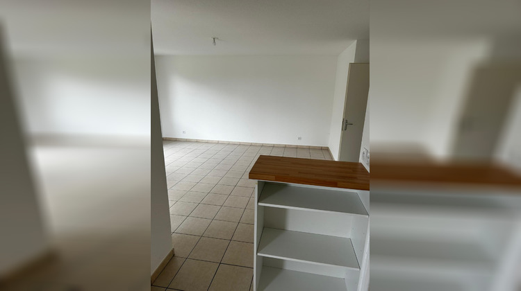 Ma-Cabane - Location Appartement L'Isle-d'Abeau, 63 m²