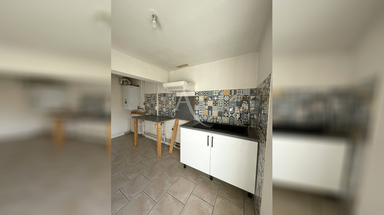 Ma-Cabane - Location Appartement L'ISLE-JOURDAIN, 49 m²