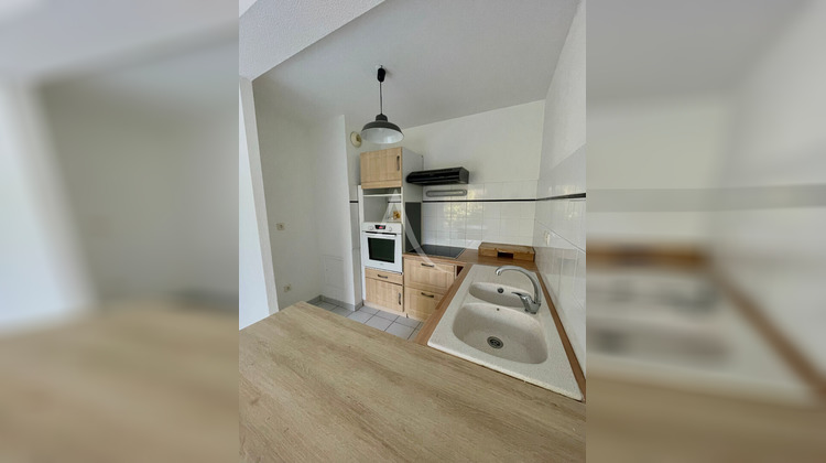 Ma-Cabane - Location Appartement L'ISLE-JOURDAIN, 60 m²