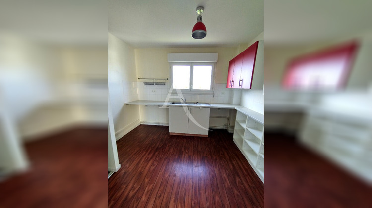 Ma-Cabane - Location Appartement L'ISLE-JOURDAIN, 89 m²