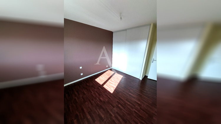 Ma-Cabane - Location Appartement L'ISLE-JOURDAIN, 89 m²