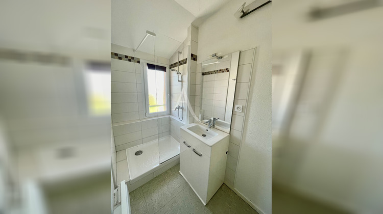 Ma-Cabane - Location Appartement L'ISLE-JOURDAIN, 33 m²