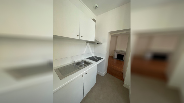Ma-Cabane - Location Appartement L'ISLE-JOURDAIN, 35 m²