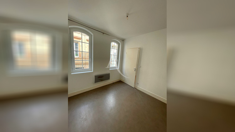 Ma-Cabane - Location Appartement L'ISLE-JOURDAIN, 35 m²