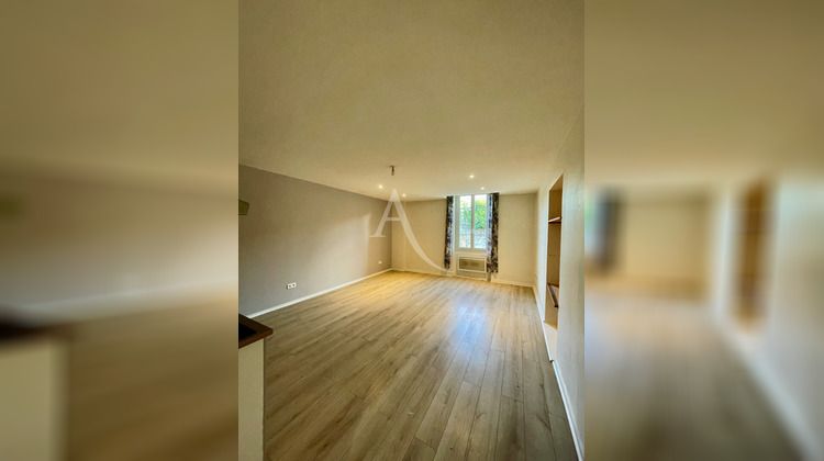 Ma-Cabane - Location Appartement L'ISLE-JOURDAIN, 61 m²
