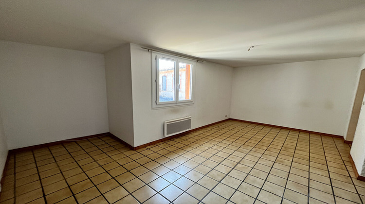 Ma-Cabane - Location Appartement L'ISLE-JOURDAIN, 73 m²