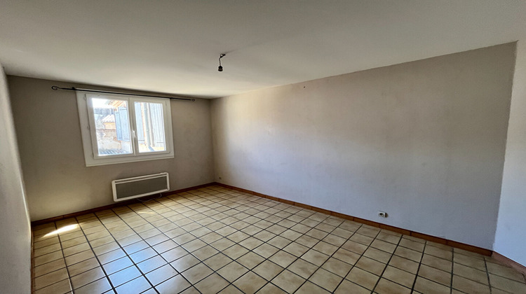 Ma-Cabane - Location Appartement L'ISLE-JOURDAIN, 73 m²