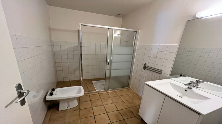 Ma-Cabane - Location Appartement L'ISLE-JOURDAIN, 35 m²
