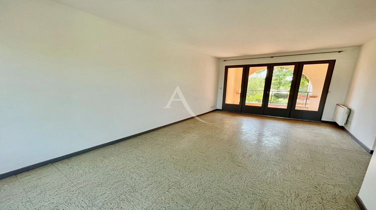 Ma-Cabane - Location Appartement L'ISLE-JOURDAIN, 66 m²