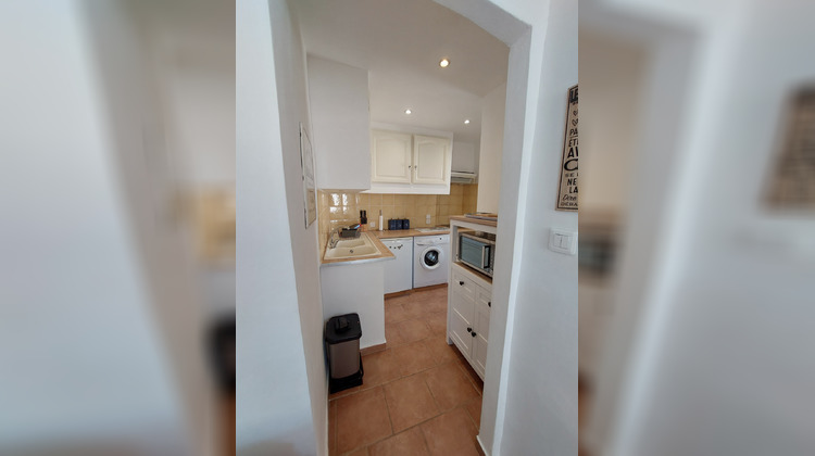 Ma-Cabane - Location Appartement L'Isle-sur-la-Sorgue, 28 m²