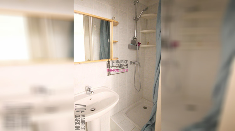 Ma-Cabane - Location Appartement L'Isle-sur-la-Sorgue, 30 m²