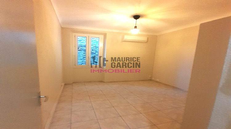 Ma-Cabane - Location Appartement L'Isle-sur-la-Sorgue, 47 m²