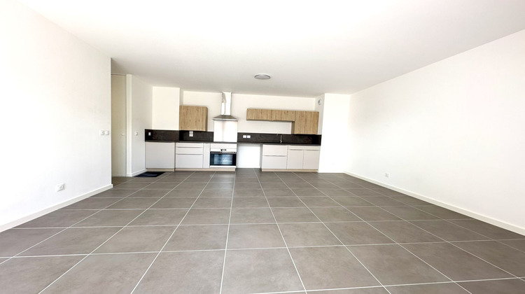Ma-Cabane - Location Appartement LA BALME DE SILLINGY, 66 m²