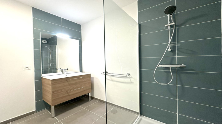 Ma-Cabane - Location Appartement LA BALME DE SILLINGY, 66 m²