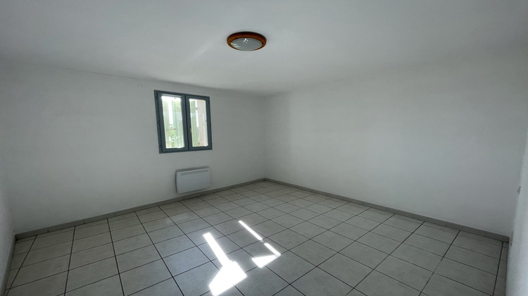 Ma-Cabane - Location Appartement La Baume-de-Transit, 76 m²