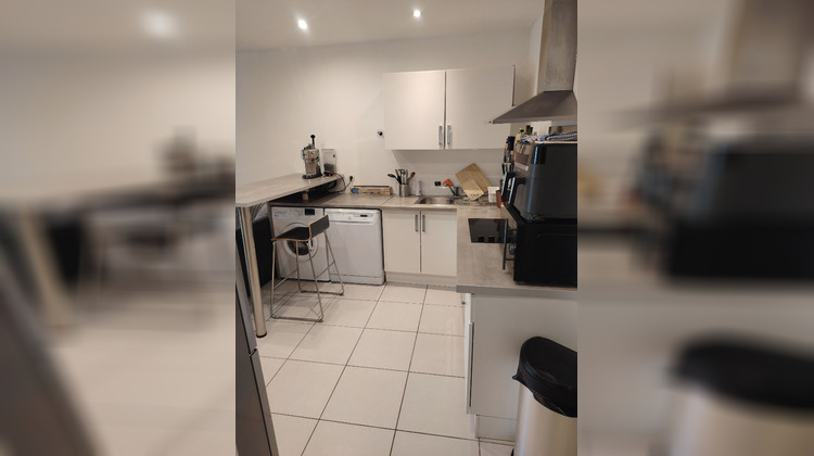 Ma-Cabane - Location Appartement LA BOUILLADISSE, 44 m²