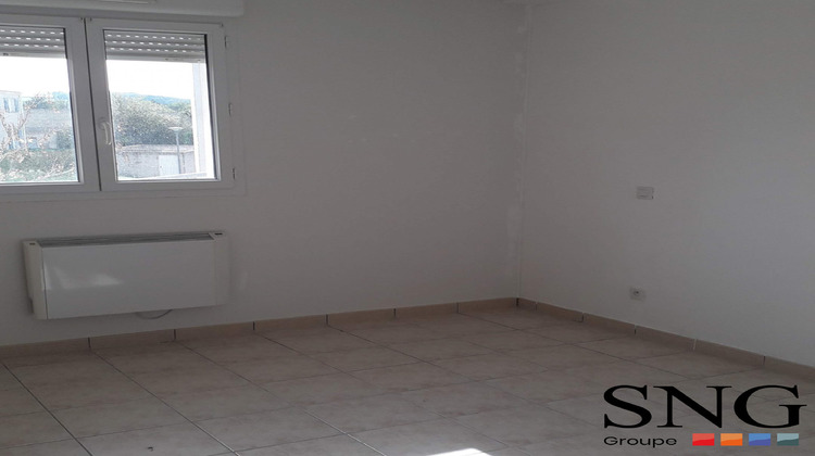 Ma-Cabane - Location Appartement La Cavalerie, 62 m²