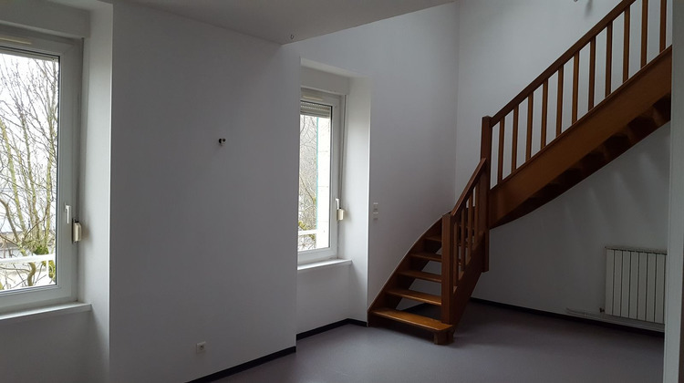 Ma-Cabane - Location Appartement LA CAVALERIE, 77 m²